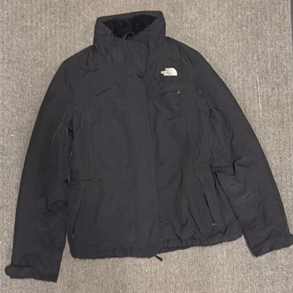 The North Face Hyvent Winter Jacket - Picture 2 of 5